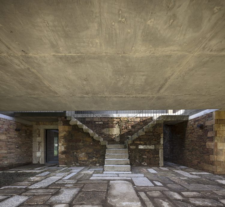 Natursten betong trappor betongtak