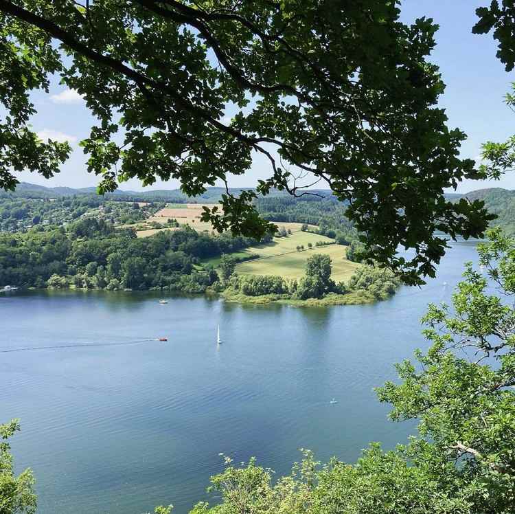 Edersee Hessen tipsar de vackraste sjöarna i Tyskland