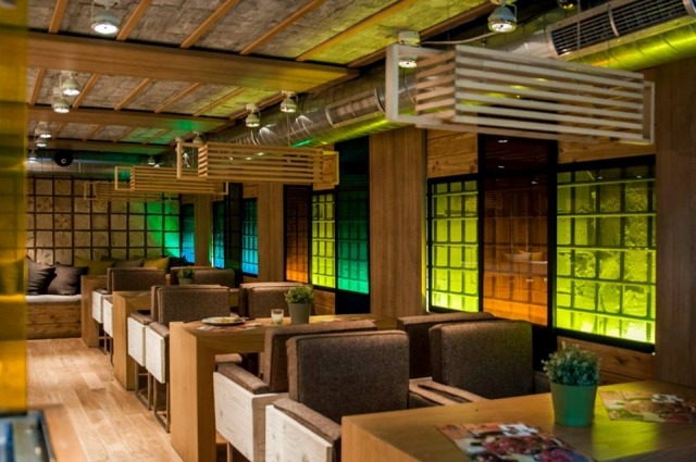 Raffy Bar Gelato restaurang kapitanov design färgglada väggpaneler