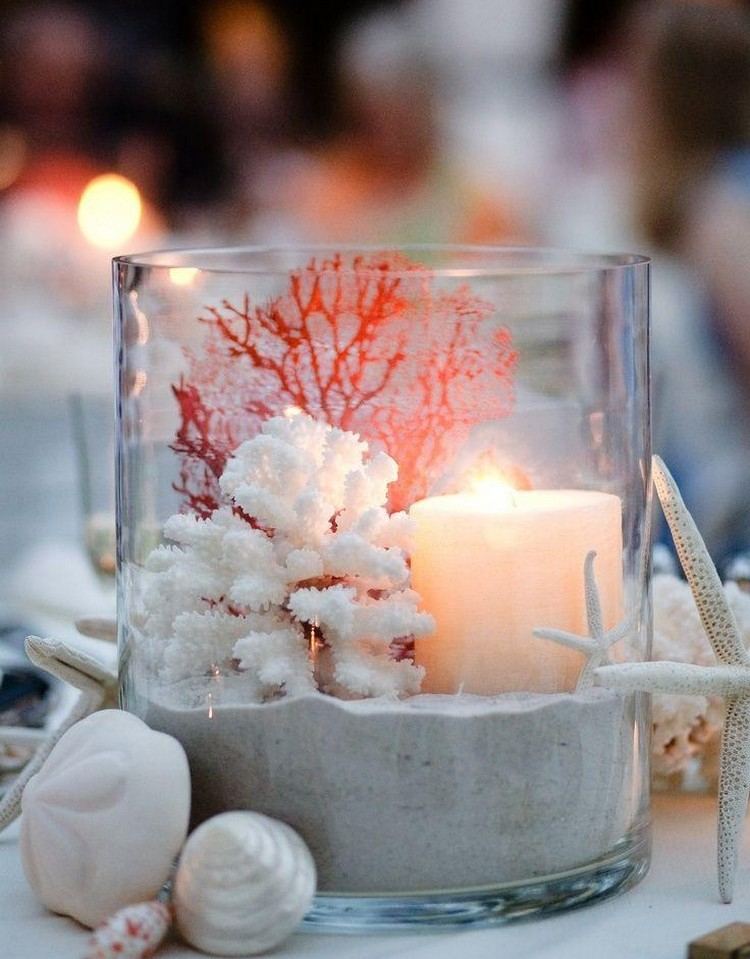 strandbord-dekoration-glas-vas-korall-sand-ljus
