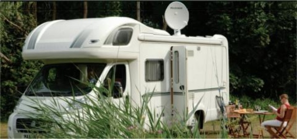 camping semester med husvagnar topp 10 tillbehör satellit -tv