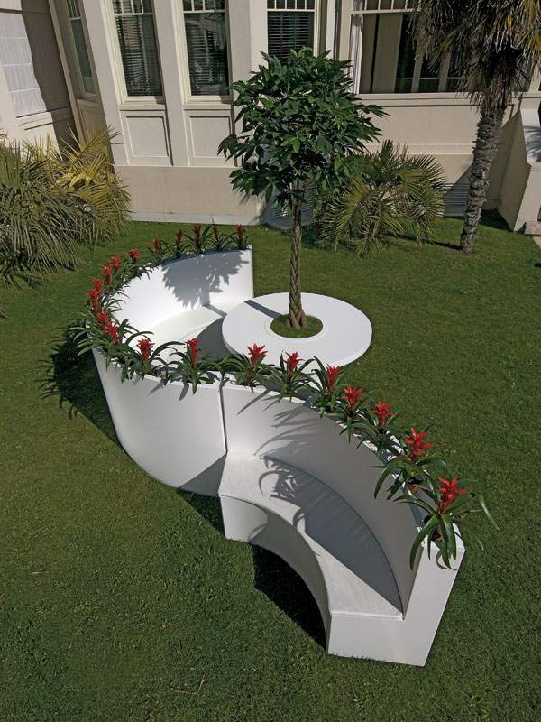 vit aluminium trädgårdsmöbler Bysteel boog rund bänk blommor bordsträd