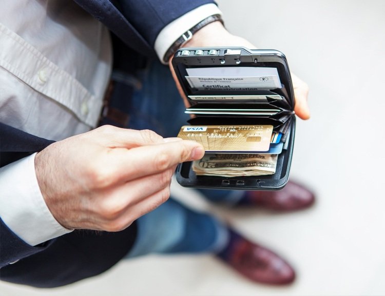 aluminium plånbok design kreditkort skydd