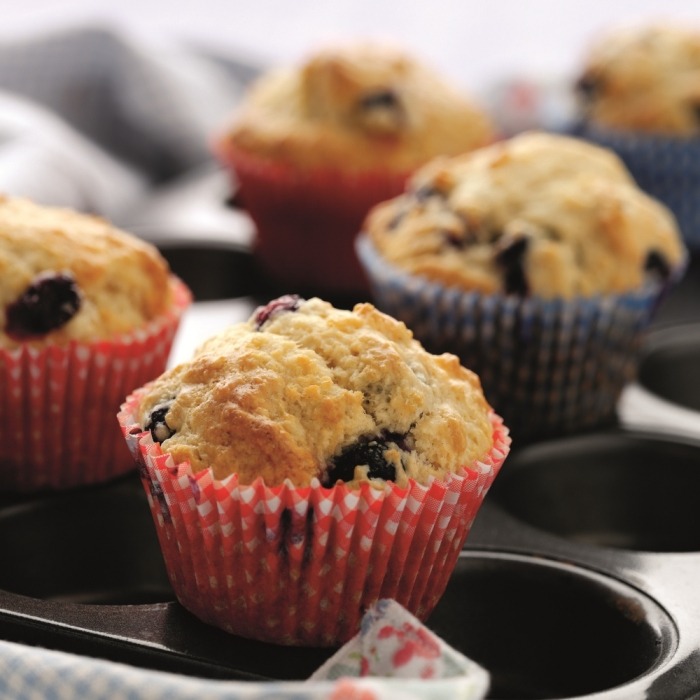 muffins tårta recept-blåbär-röd-blå-muffinfoermchen
