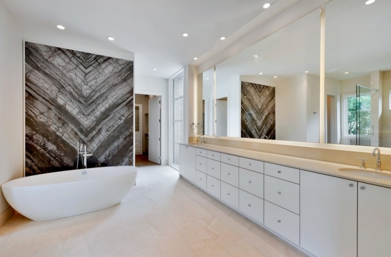 Badrumsdesignidéer stenvägg vita badrumsmöbler moderna