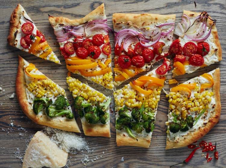 enkla bakplåtrecept pizza vegetarisk regnbåge