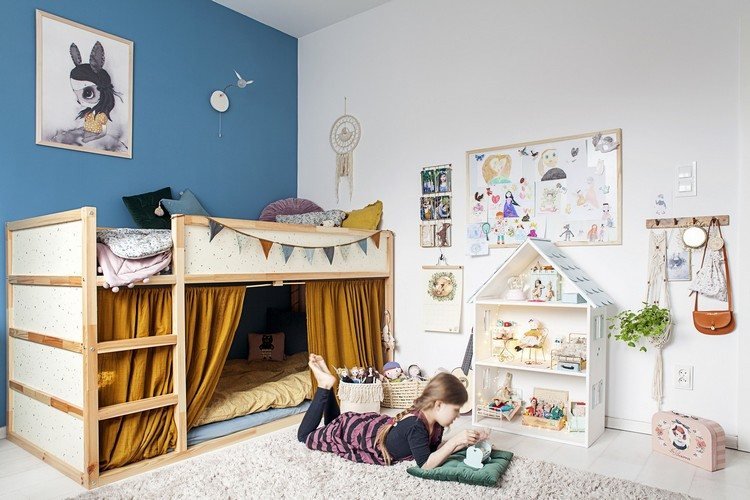 Ikea hackar för barnsäng Kura tält under loftsäng