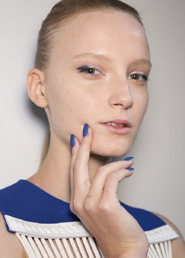 blue-nails-fashion-Collections-david-koma-summer-2014