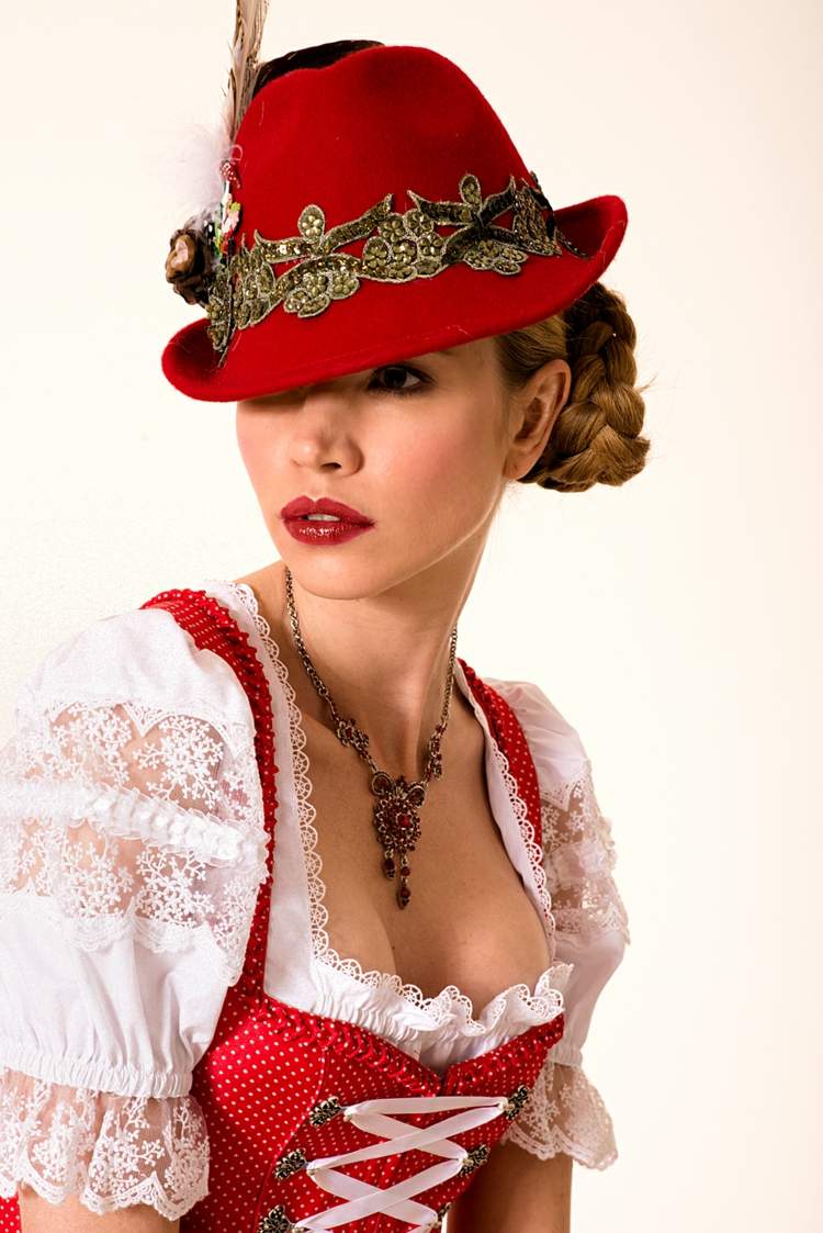 dirndl frisyrer hatt röd bulle flätad röd klänning