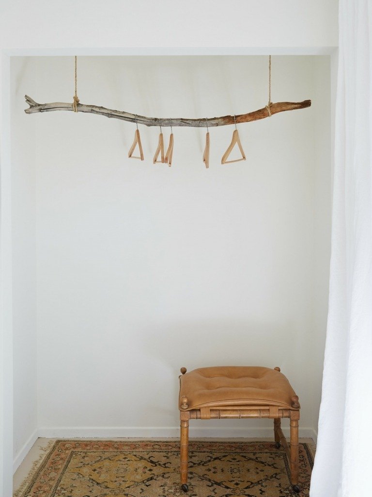 Garderobskena gör din egen hallmöbleridé rustik matta