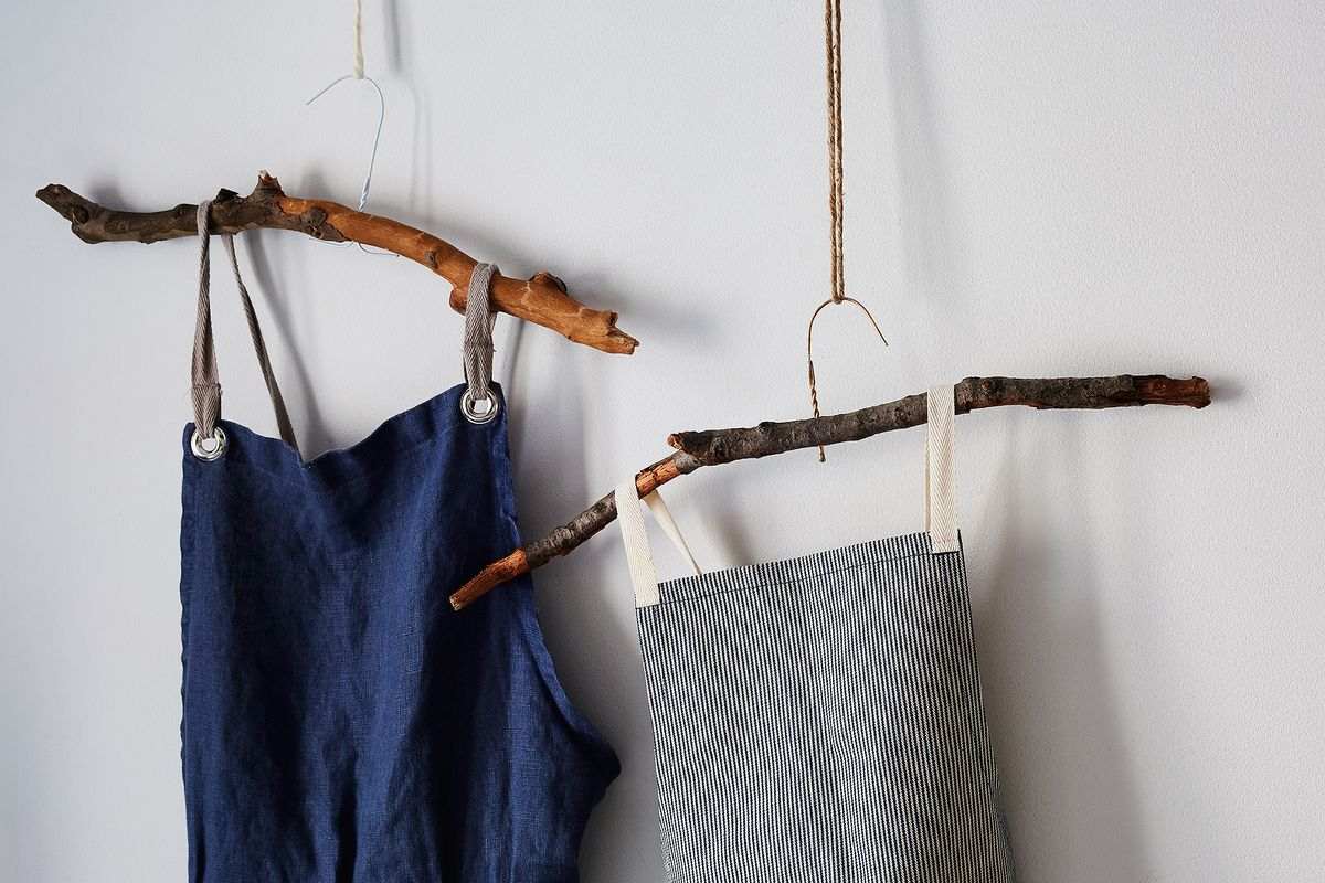 DIY -garderobsgreninstruktioner gör klädhängare själv av trä