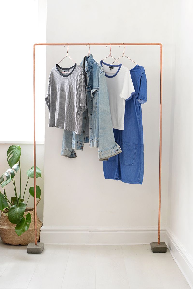 DIY garderob gjord av rör Klädskena själv bygg instruktioner enkelt