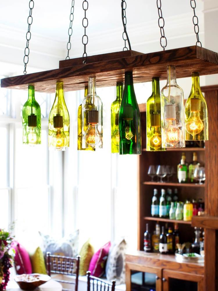 DIY-lampa-flaska-gör-det-själv-industri-design-hängande-trä-platta-rustik