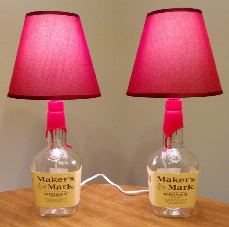 diy-lamp-flaska-gör-det-själv-whisky-lampskärm-rosa