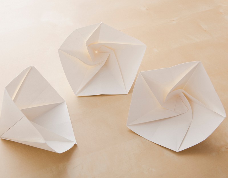 DIY-lampa-papper-origami-hantverk-instruktioner-steg-4-individuella detaljer