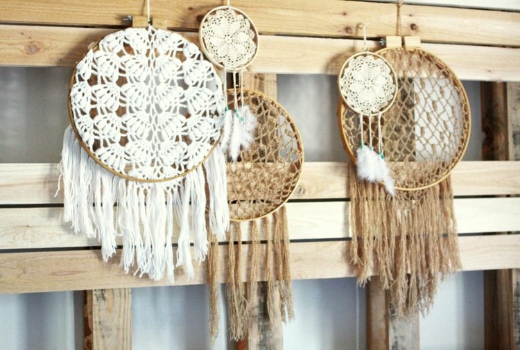Traumfaenger inspiration beige vit rustik romantisk deco spets
