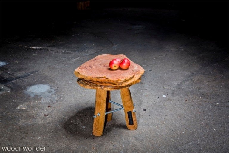 danska-massivt-trä-möbler-pall-sidobord-bultar-fäst-årliga-ringar-träd-äpplen