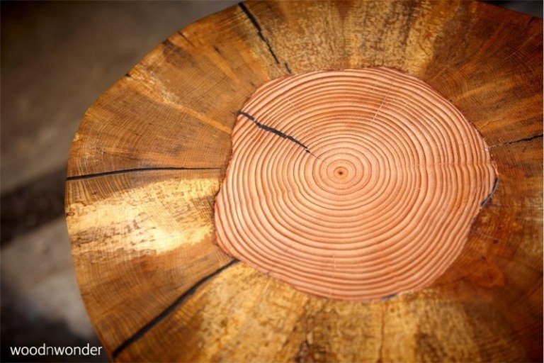 Danska möbler i massivt trä-trä-årsringar-soffbord-sidobord-detalj
