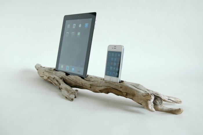 dockningsstation gjord av drivved gör det själv idé surfplatta smartphone