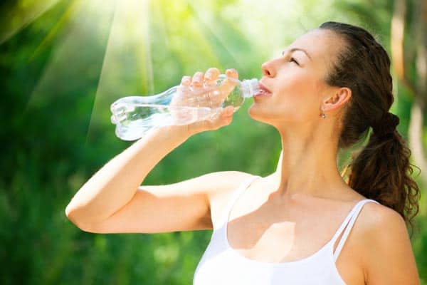 Juomavesi auttaa sinua kasvamaan pidemmäksi