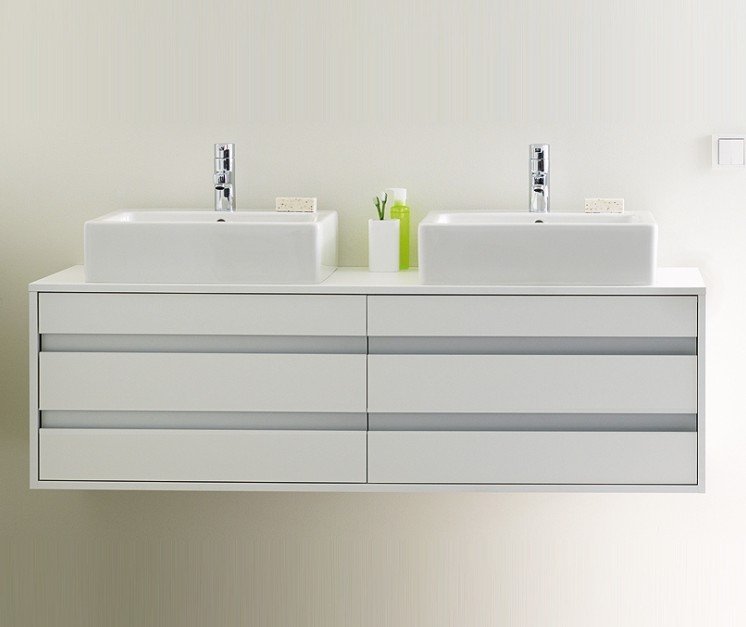 Dubbel handfat med bänkskåp -set-duravit-vit-underskåp-commode-badrum-enkelt
