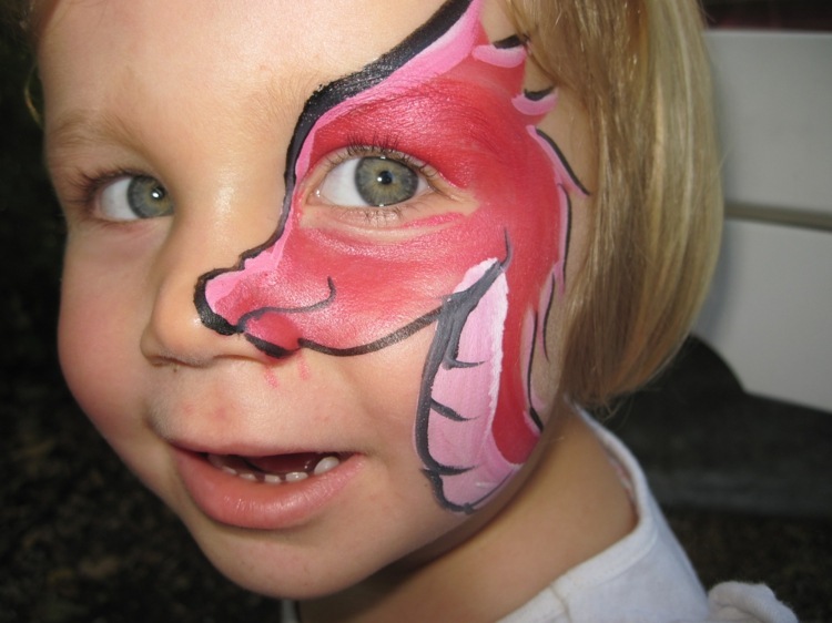 barn som en drake make-up rosa söt