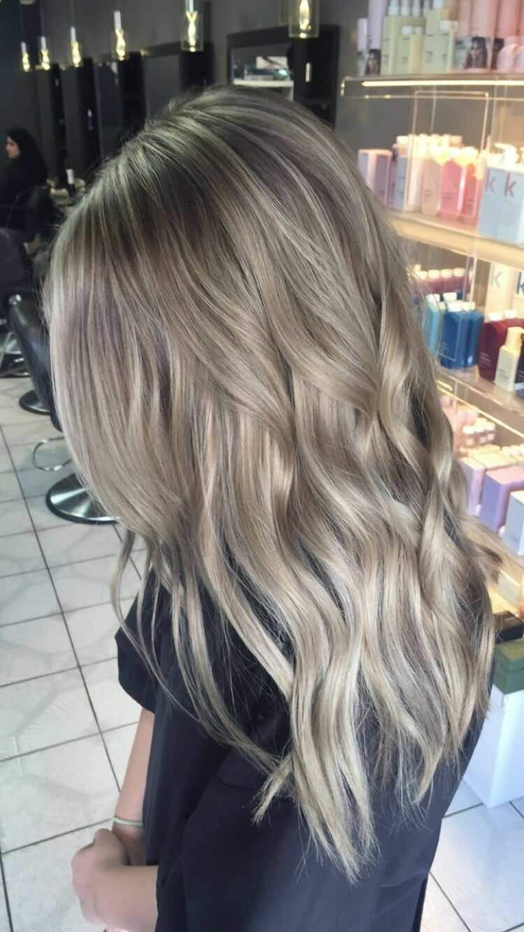 Mörkblont hår Ask Blont hårfärg Balayage Hårtrender Kvinnor