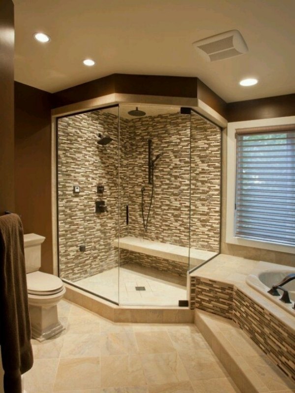 badrumsdesign design duschkabin stängd trendiga glasväggar förslag