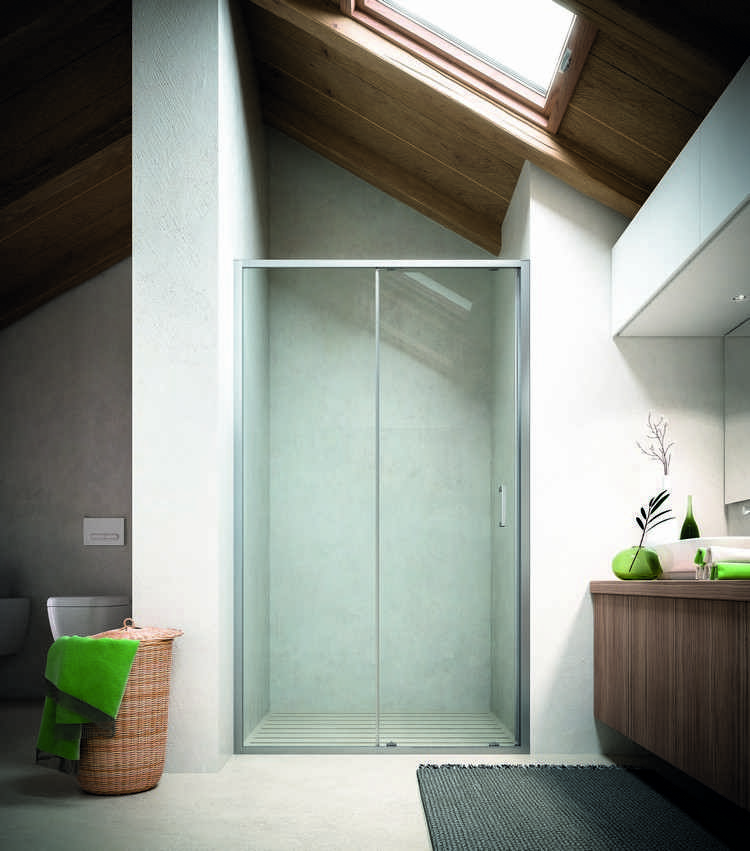 dusch-väggar-glas-badrum-sluttande tak-takfönster-nisch-dusch-skjutdörr-soho-glas1989