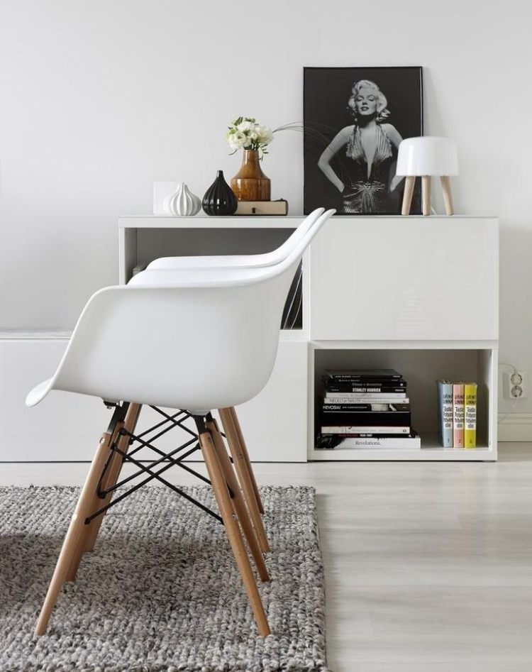 eames-plast-stol-moderna-möbler-vit-minimalistisk-hylla-mailyn-monroe-foto