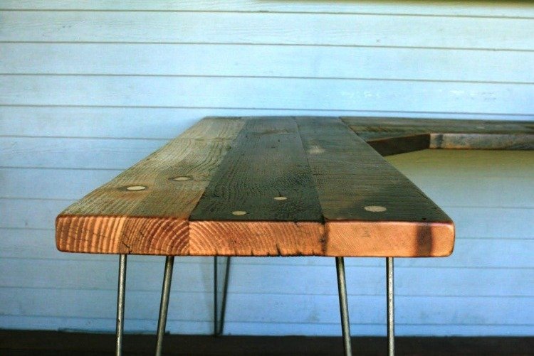 hörn-skrivbord-bygg-själv-idéer-arbetsplats-trä-industriell-design-metall-ben