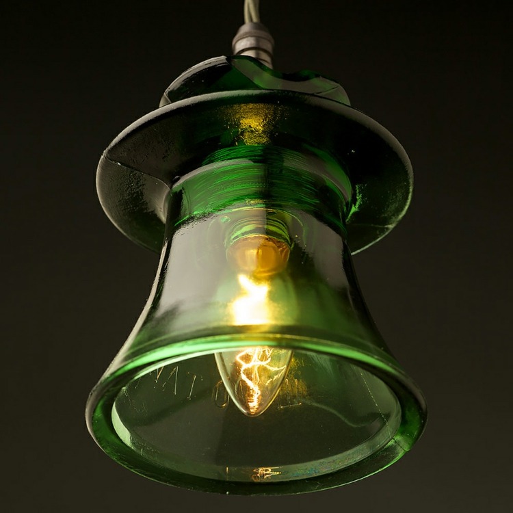 glasgrön lampskärm glödlampa designidé vintage edison