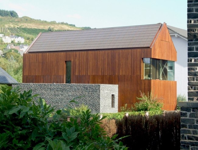 energieffektivt hus kasel massivt trä västvy