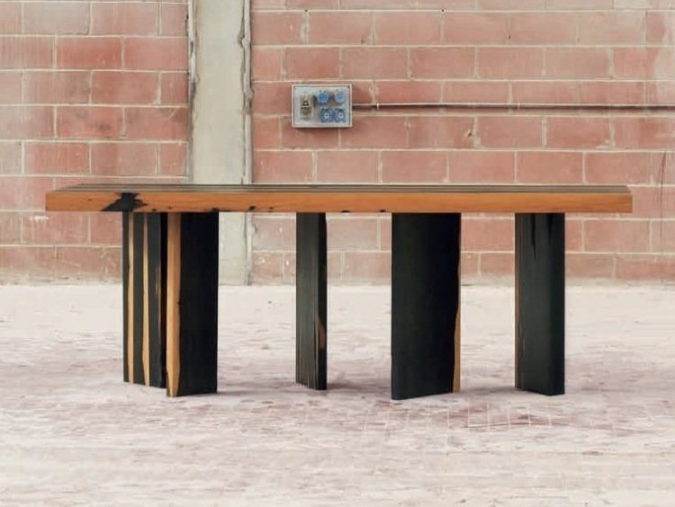 matbord-massivt trä-svart-höjdpunkter-BLACKY-Atelier-MO-BA