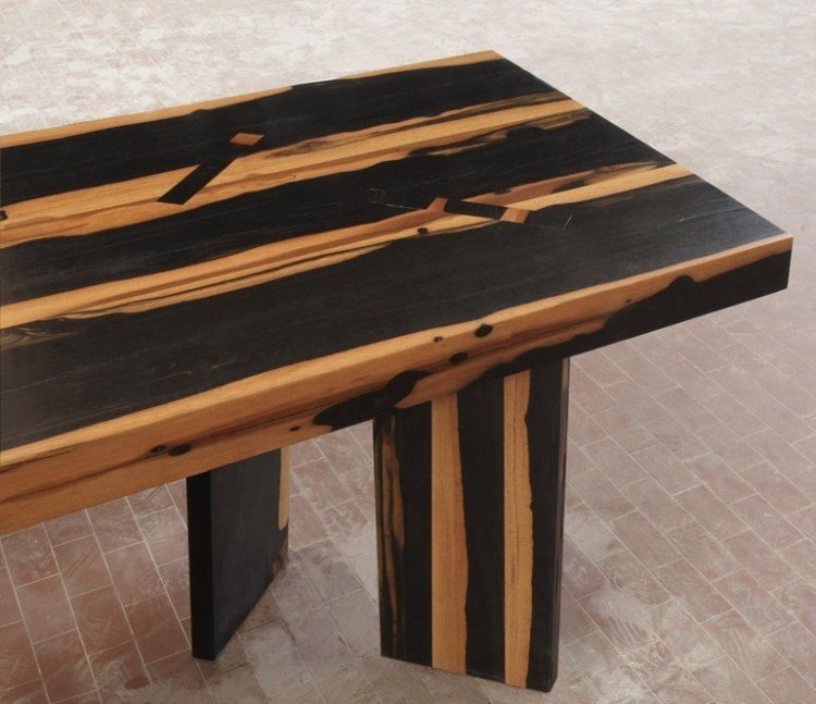 matbord-massivt trä-rektangulärt-dekorativt-svart-naturligt-BLACKY-Atelier-MO-BA