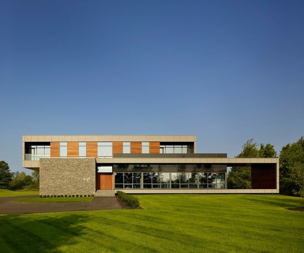 modern minimalistisk arkitektur - fasad framför