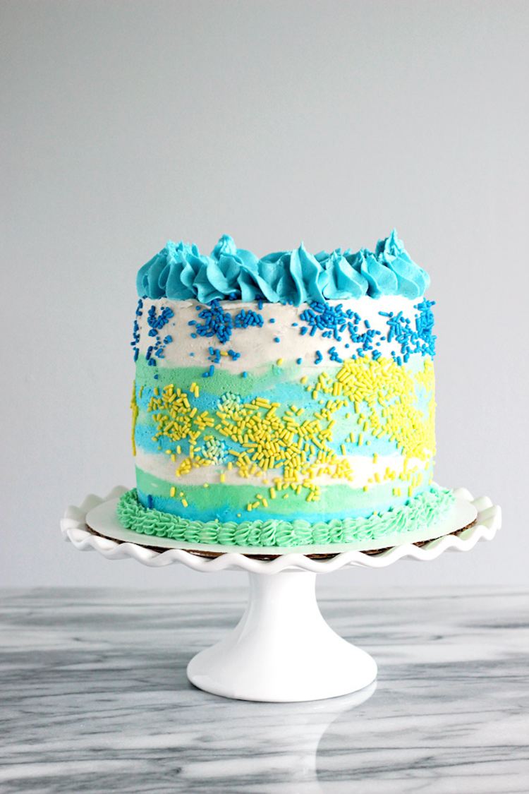 Laktosfri vaniljkaka barnfödelsedagsfest motiv tårta hav