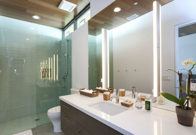 badrum-modern-duschkabin-glas-skiljevägg
