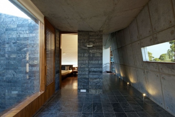 modernt hus rajiv saini himalaya betongväggar tak