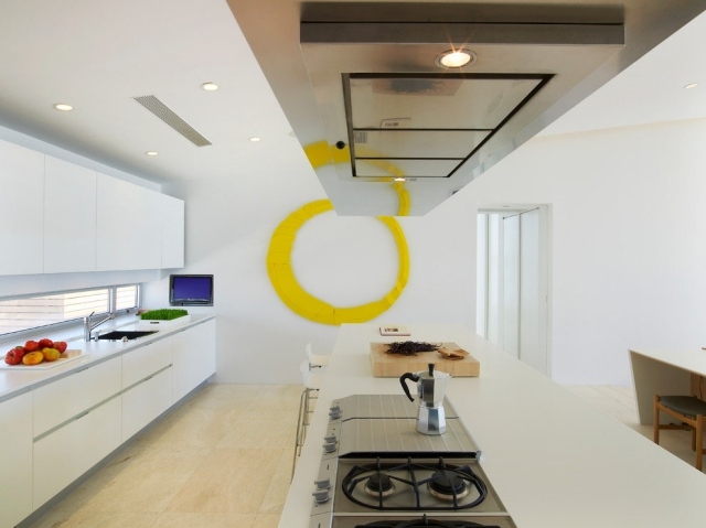 vit levande kök design ö väggdekoration gul
