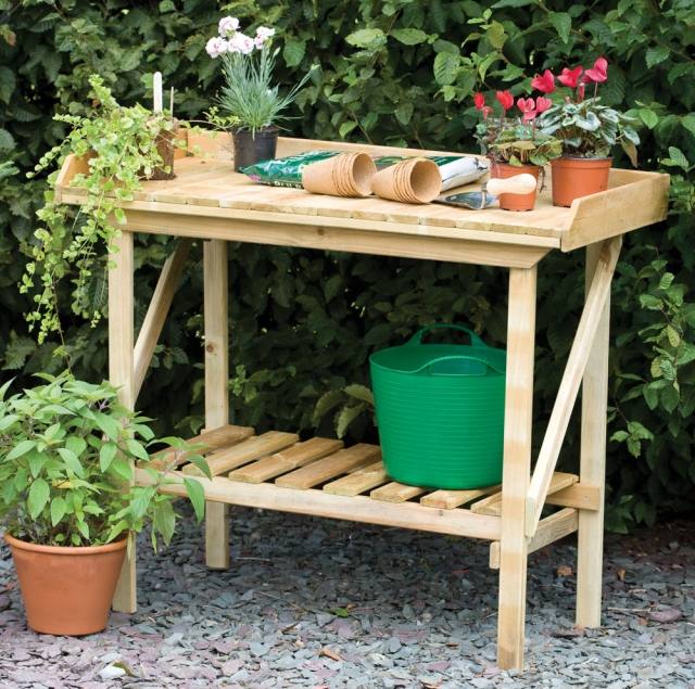 Återanvänd planteringsbordet för trädgårdsskåpet
