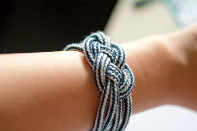 DIY-armband-seelmann-rep-blå-vit