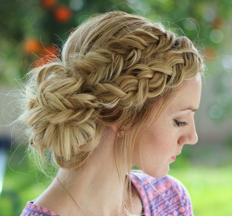 updo med bulle vardaglig två flätad ponny