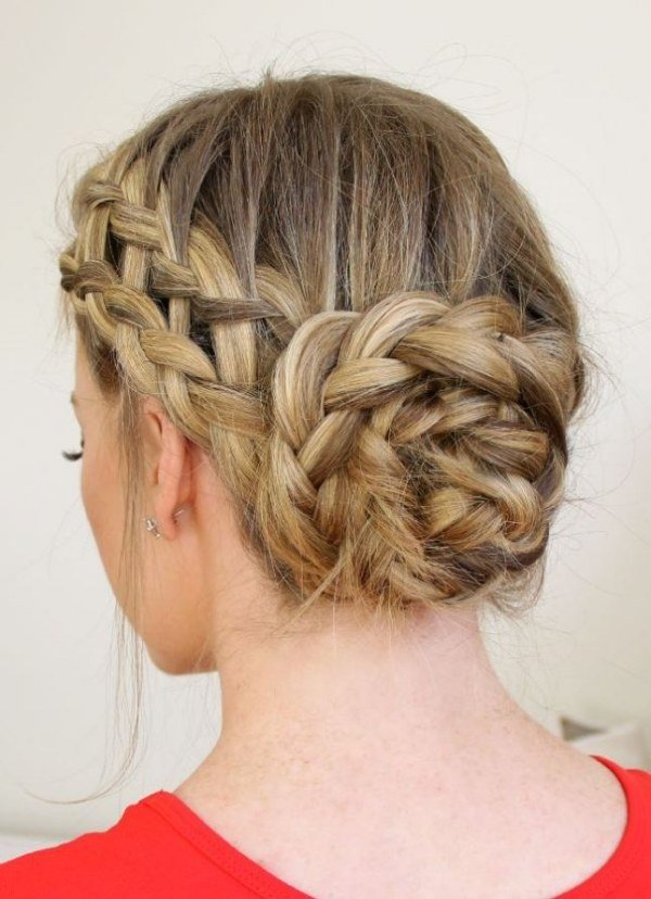 imponerande-updos-med-bulle-fläta-instruktioner