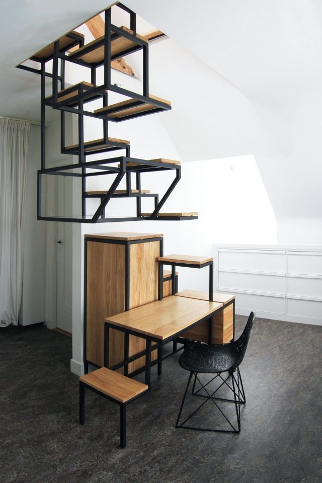 Design hängande trappa förvaringsutrymme skrivbord trä stål svart