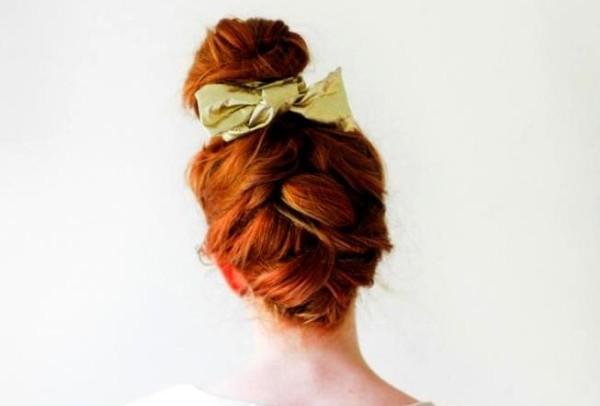 färdig-bulle-färdig-bulle-updo-frisyr-diy-hemma