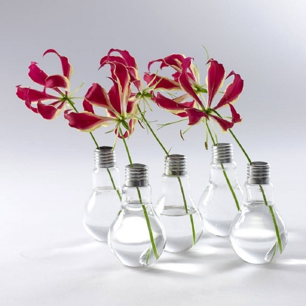 glödlampa-vas-idéer-dekoration-hemmagjort