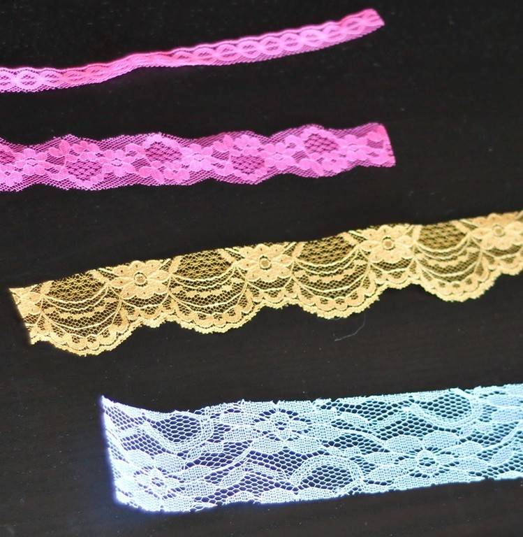 Påskägg-dekorera-spets-band-slips