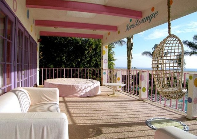 Balkong- och terrassdesign av rymliga loungemöbler