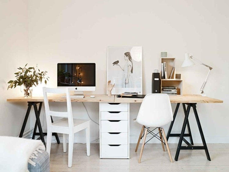 Bygg ett skrivbord helt enkelt-svart-bock-vitt-skåp-ikea